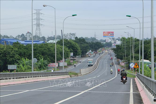 KHƠI THÔNG DÒNG VỐN XÃ HỘI HÓA 